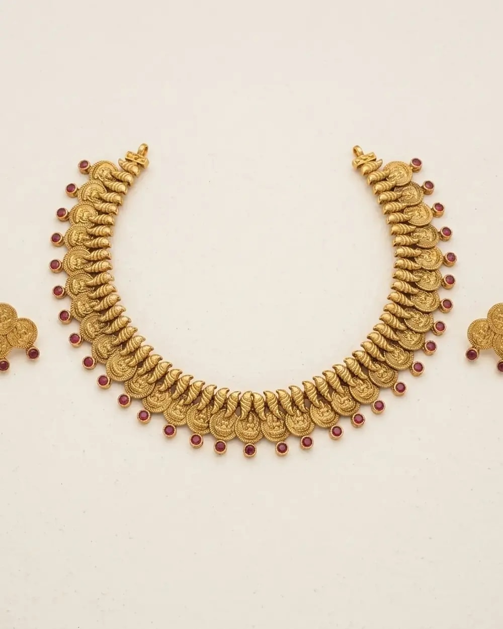 Shankha Kasu Choker Set